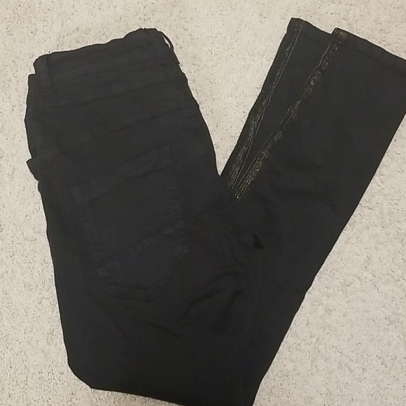 **2 for $22**💕 Jewelly Skinny jeans - Picture 3 of 5